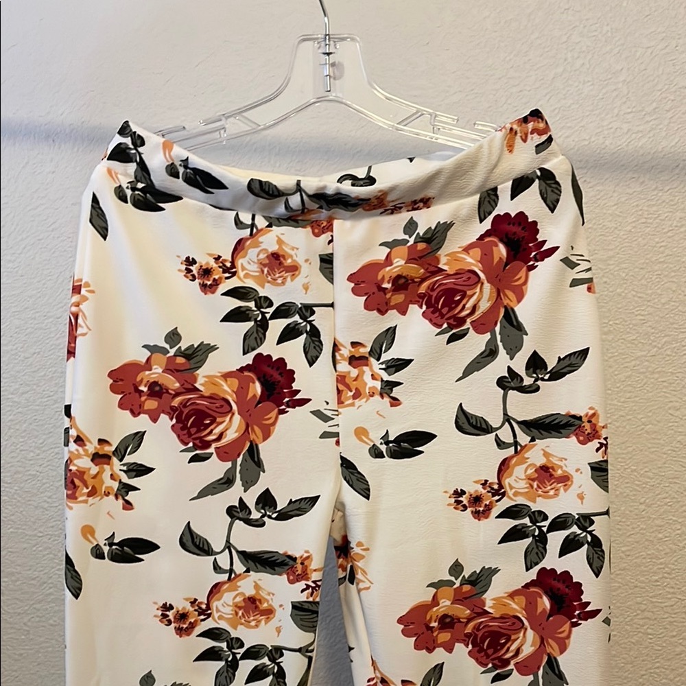 Floral Print Women's Suit Jacket and Pants - Picture 9 of 9